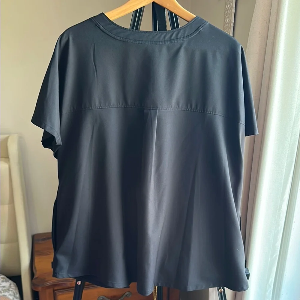 Cuddl Duds Black V-Neck Top - Picture 4 of 4